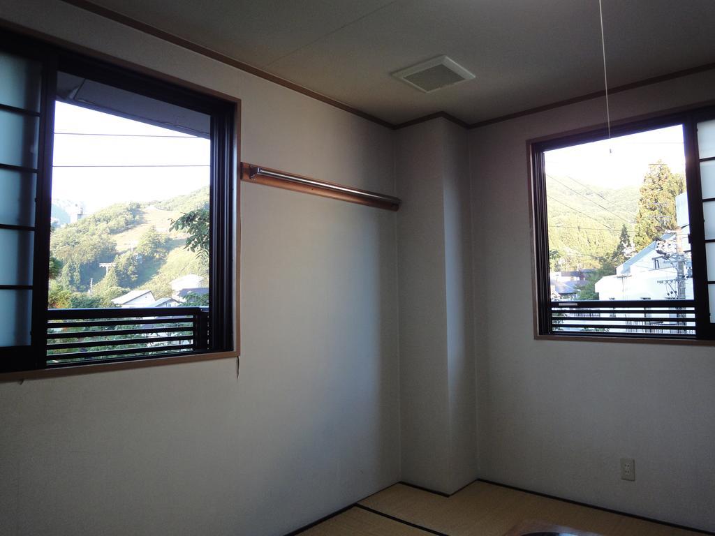 Hakuba Glad Inn Ebisuya Exterior foto